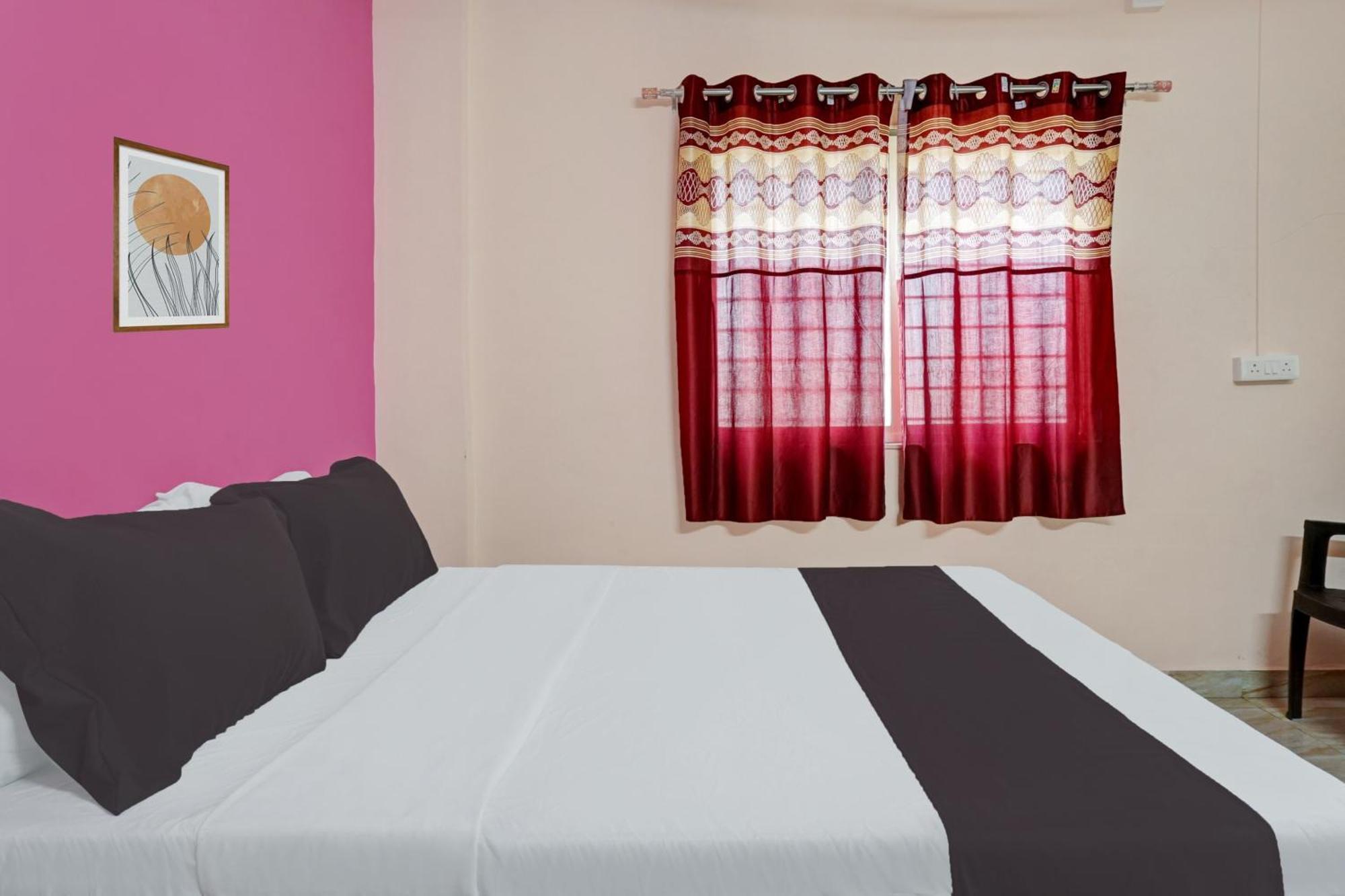 Hotel O Sky 7 Lodge Pimpalwandi Bagian luar foto